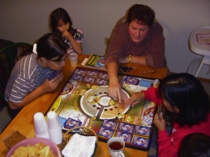 The Pokémoms practice their playing skills!